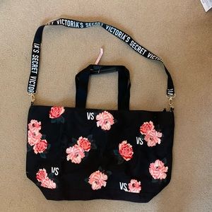 Victoria’s Secret Weekend Rose Tote